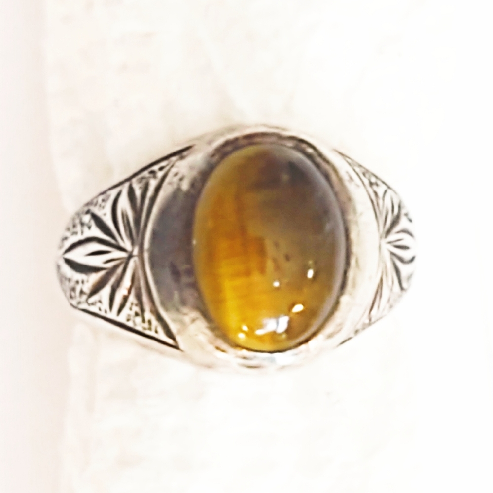 Antique Tiger's Eye Ring set in Sterling Silver- Size 4.25